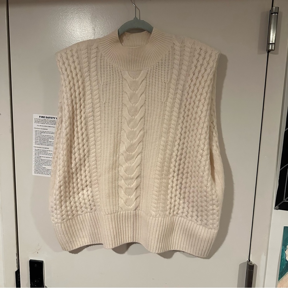 Banana Republic Cable Knit Sweater Vest with Padded Shoulders